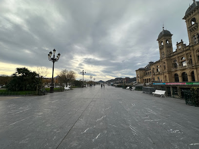 Imagen de Alderdi Eder Haur Parkea/Parque Infantil Alderdi Eder situado en Donostia-San Sebastian, Gipuzkoa