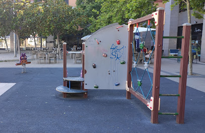 Imagen de Área de Juegos Infantiles plaza del Mediterráneo situado en Vilanova i la Geltrú, Barcelona