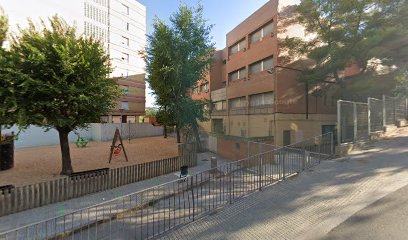 Imagen de Àrea de joc infantil Plaça Ferrer i Guàrdia situado en Sant Feliu de Llobregat, Barcelona