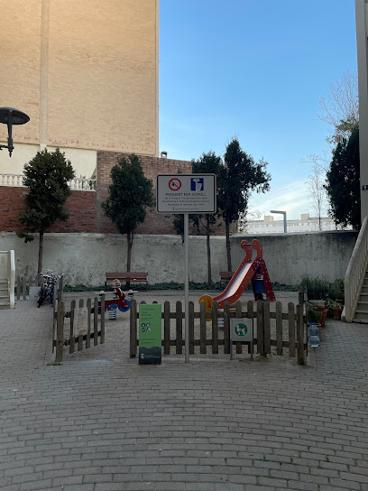 Imagen de Àrea de joc infantil Sant Joan situado en Sant Feliu de Llobregat, Barcelona