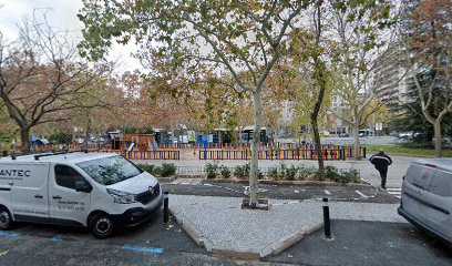 Imagen de Área infantil 05061 situado en Madrid, Madrid