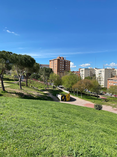 Imagen de Área infantil Apóstol Santiago situado en Madrid, Madrid