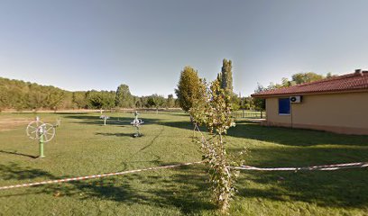 Imagen de Area infantil situado en Cimanes del Tejar, León