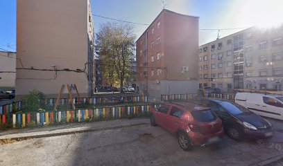 Imagen de Área infantil «Gomeznarro, 72» situado en Madrid, Madrid