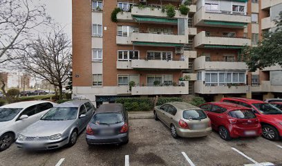 Imagen de Área infantil Oña, 69 situado en Madrid, Madrid