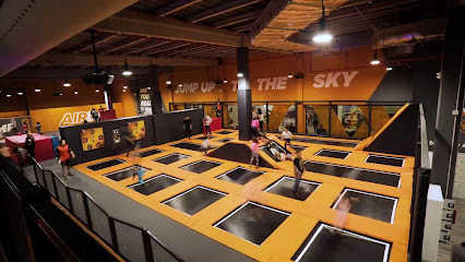 Imagen de (CERRADO) Urban Planet: Trampoline Park situado en León, León