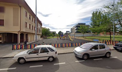 Imagen de Columpios infantiles situado en Santa Marta de Tormes, Salamanca