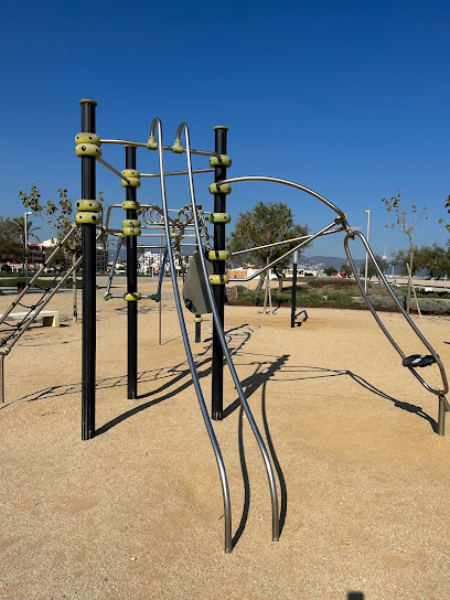 Imagen de Juegos infantiles plaza Empuriabrava - Jeux pour enfant plage d’Empuria Brava situado en Empuriabrava, Girona