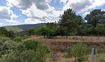 Imagen de Merendero área recreativa río ladrillar pico de la cotorra situado en Ladrillar, Cáceres