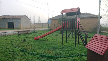 Imagen de PARQUE INFANTIL situado en Calzadilla de la Cueza, Palencia