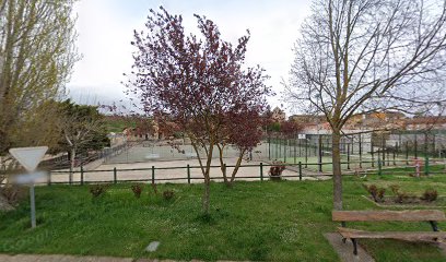 Imagen de Padel Futbol y Parque Infantil situado en Sarracín, Burgos