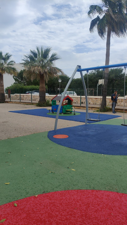 Imagen de Parc Infantil Av. dels Benvinguts situado en Cala d'Or, Balearic Islands