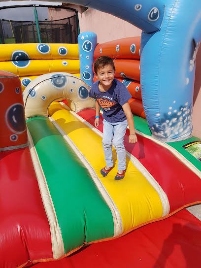 Imagen de Parc Infantil Boti Boti situado en Santa Coloma de Farners, Girona