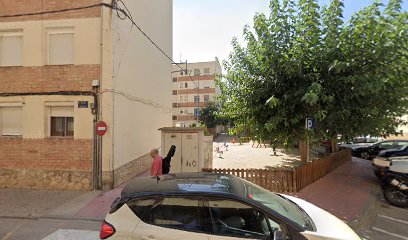 Imagen de Parc Infantil Plaça de la Pau situado en Flix, Tarragona