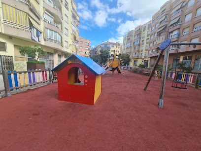 Imagen de Parc Infantil Plaça de les Regions situado en Lloret de Mar, Girona