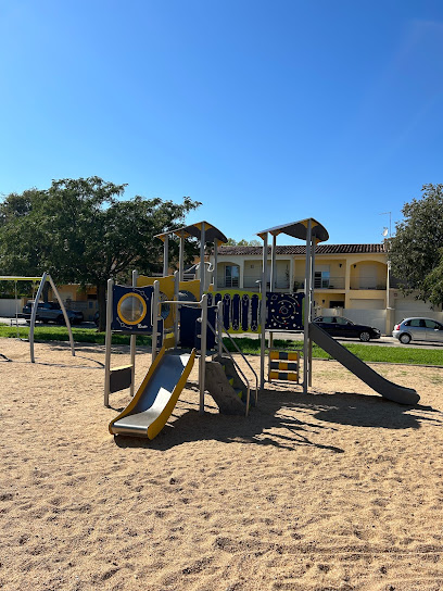 Imagen de Parc Infantil Sant Jordi situado en Castelló d'Empúries, Girona