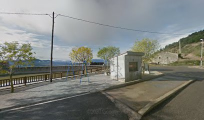 Imagen de Parc Infantil de la Bassa situado en Forès, Tarragona