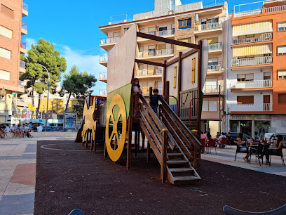 Imagen de Parc infantil Pl. Sanchís Banús situado en Ibi, Alicante