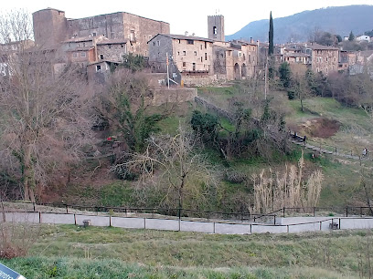 Imagen de Parc infantil situado en Santa Pau, Girona