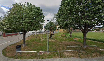 Imagen de Parc infantil de la Plaça Catalunya situado en Porqueres, Girona