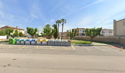 Imagen de Parc infantil plaça dels Enginyers situado en Vilafant, Girona