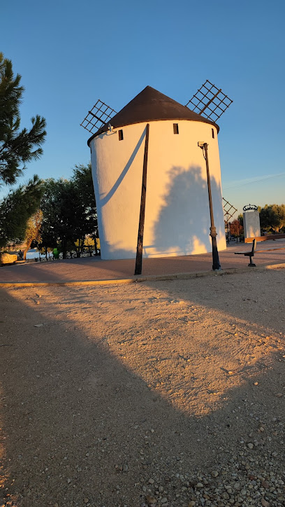 Imagen de Parque El Molino De Don Quijote situado en Barrax, Albacete