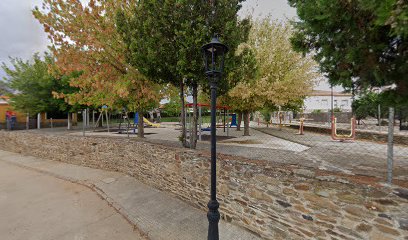 Imagen de Parque Infantil " Plaza de los Caídos " situado en Torrejón el Rubio, Cáceres