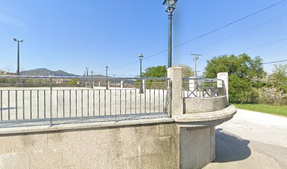 Imagen de Parque Infantil Alameda Beade situado en Vigo, Pontevedra