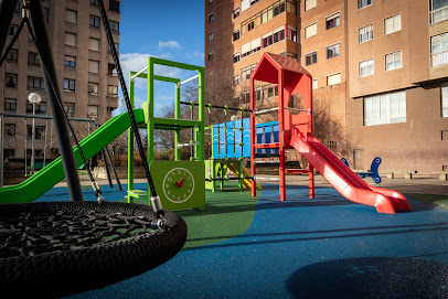 Imagen de Parque Infantil Azpilagaña situado en Pamplona, Navarra