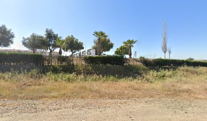 Imagen de Parque Infantil Calle Villaverde del Río situado en Alcalá del Río, Sevilla