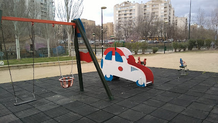 Imagen de Parque Infantil Canal Imperial situado en Zaragoza, Zaragoza