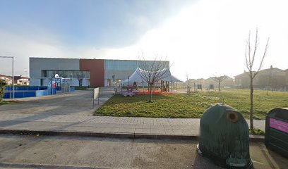 Imagen de Parque Infantil Centro Cívico Orkoyen situado en Orcoyen, Navarra