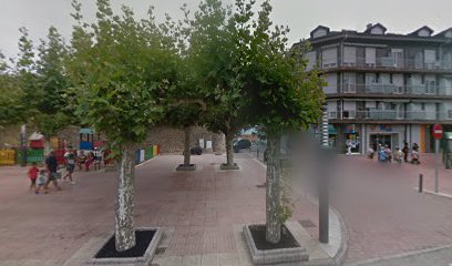 Imagen de Parque Infantil Cubierto del Bulevar Viares situado en Suances, Cantabria