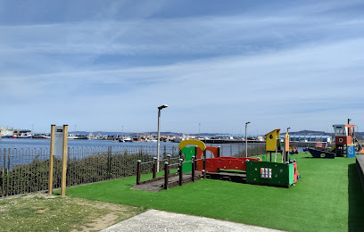 Imagen de Parque Infantil Dique de Oza situado en A Coruña, A Coruña