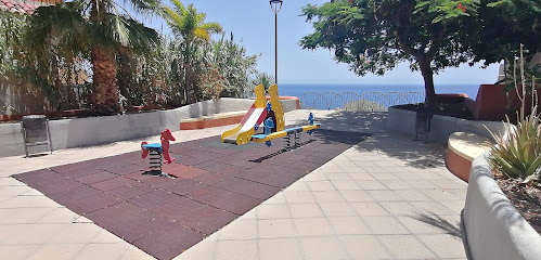 Imagen de Parque Infantil "El Tejo" situado en Candelaria, Santa Cruz de Tenerife