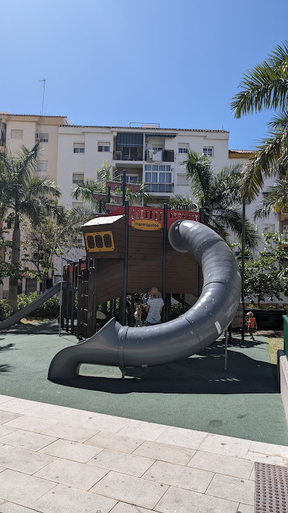 Imagen de Parque Infantil situado en Estepona, Málaga