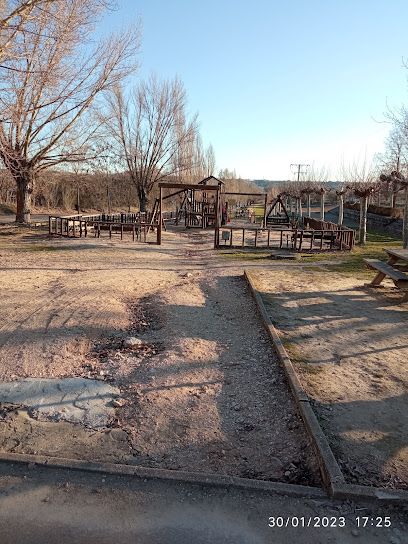 Imagen de Parque Infantil situado en Gumiel de Izán, Burgos