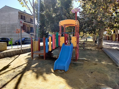 Imagen de Parque Infantil "La piedra" situado en Fuente Vaqueros, Granada