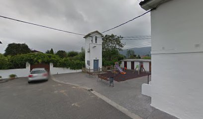 Imagen de Parque Infantil Las Casucas situado en Cabezón de la Sal, Cantabria