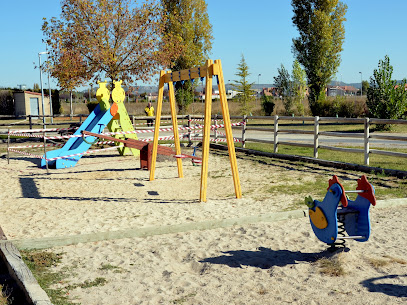 Imagen de Parque Infantil "Los Aljibes" situado en Aldeamayor de San Martín, Valladolid