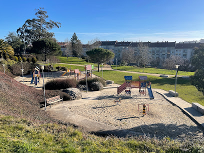 Imagen de Parque Infantil Luis Pasín situado en Santiago de Compostela, A Coruña