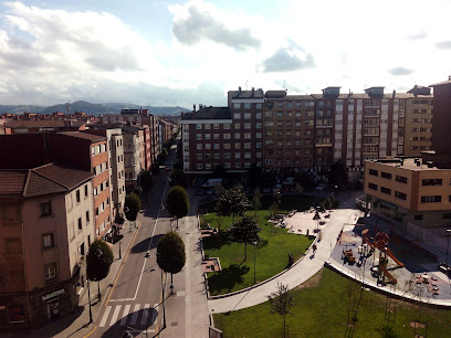 Imagen de Parque Infantil Manfer de la Llera situado en Gijón, Asturias