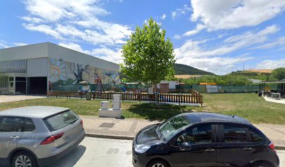 Imagen de Parque Infantil situado en Olloki, Navarra