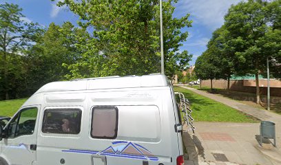 Imagen de Parque Infantil situado en Olot, Girona