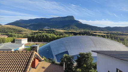 Imagen de Parque Infantil Peña de Oroel situado en Jaca, Huesca