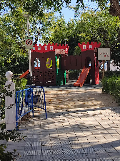 Imagen de Parque Infantil Plaza Villajoyosa situado en Villajoyosa, Alicante