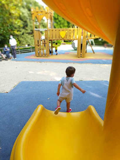 Imagen de Parque Infantil situado en Pontedeume, A Coruña