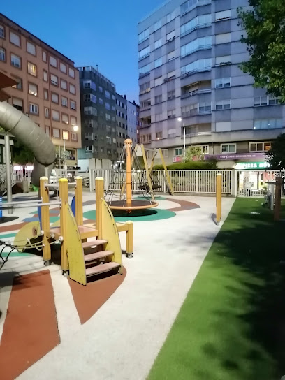 Imagen de Parque Infantil Praza de Vigo situado en Santiago de Compostela, A Coruña