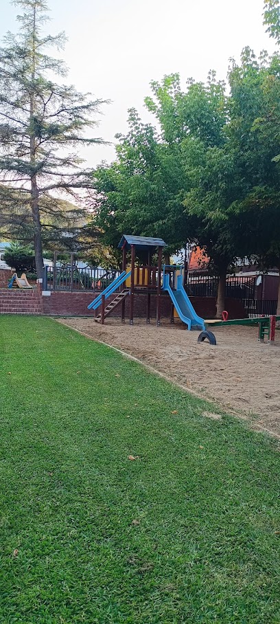 Imagen de Parque Infantil Rambla de Catalunya situado en Ascó, Tarragona