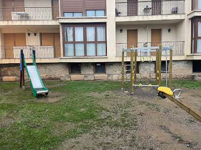 Imagen de Parque Infantil Río Ara situado en Broto, Huesca